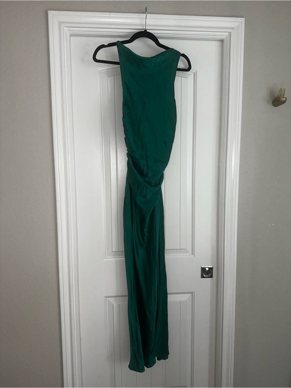 Elegant Emerald Green Women's Dress